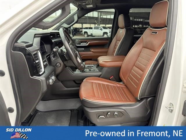 Used 2023 White Frost Tricoat GMC Denali Ultimate image 18
