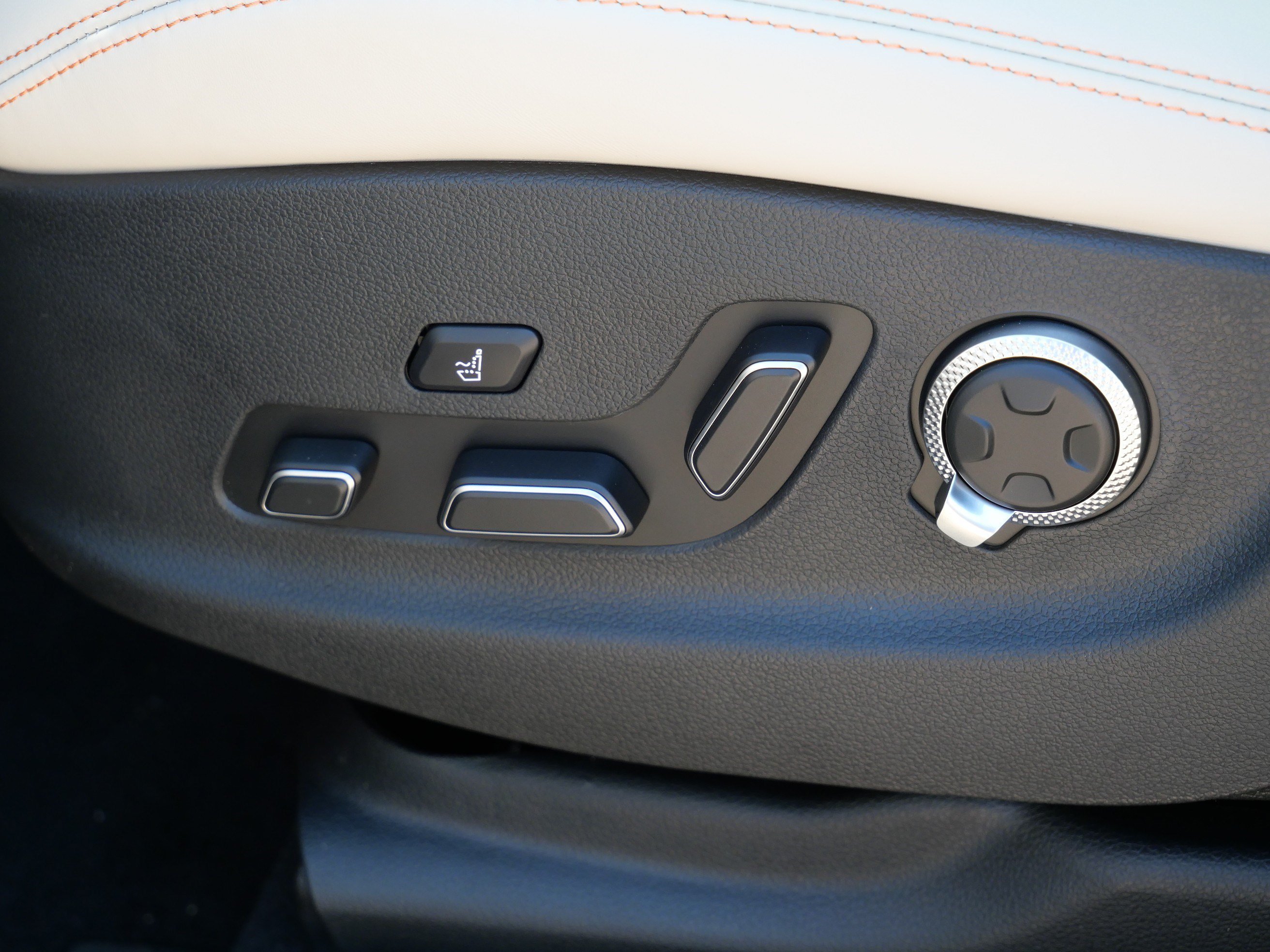 New 2026 Vik Black Genesis 3.5T Sport Prestige image 9