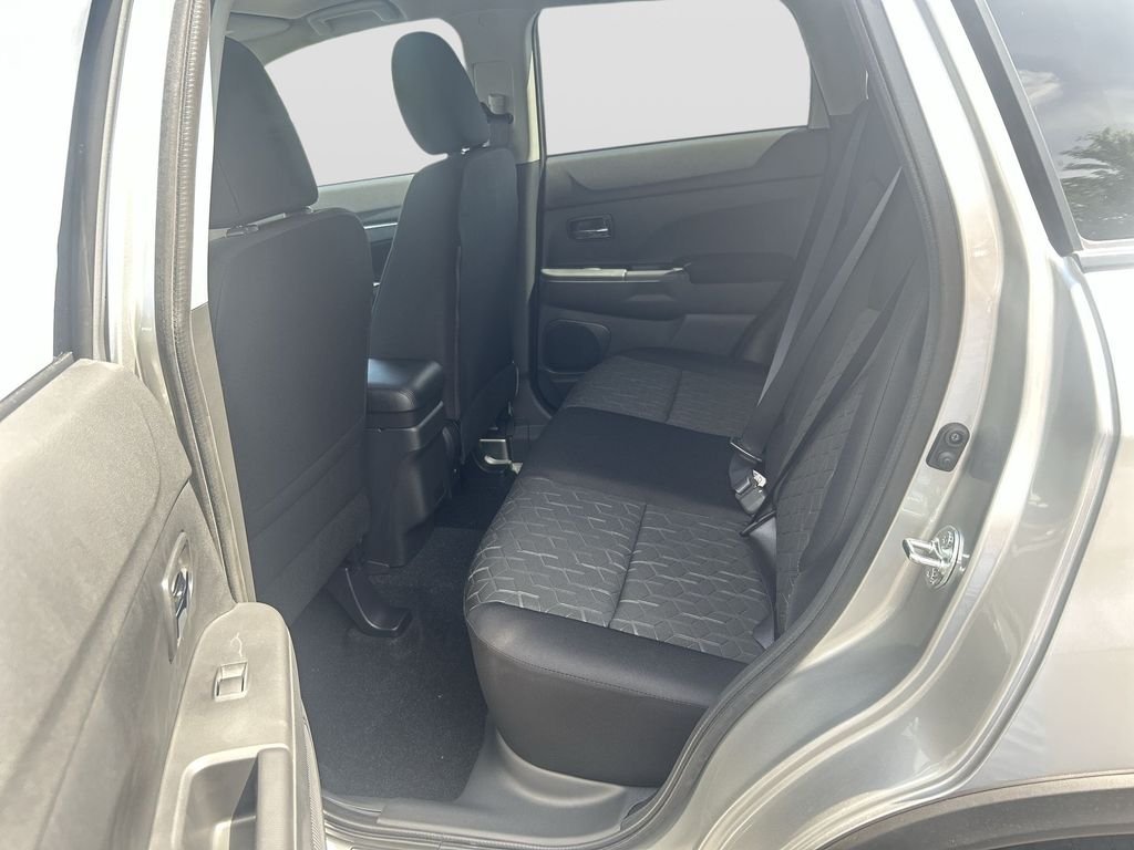 New 2026 ALLOY SILVER METALLI Mitsubishi 2.0 ES image 15