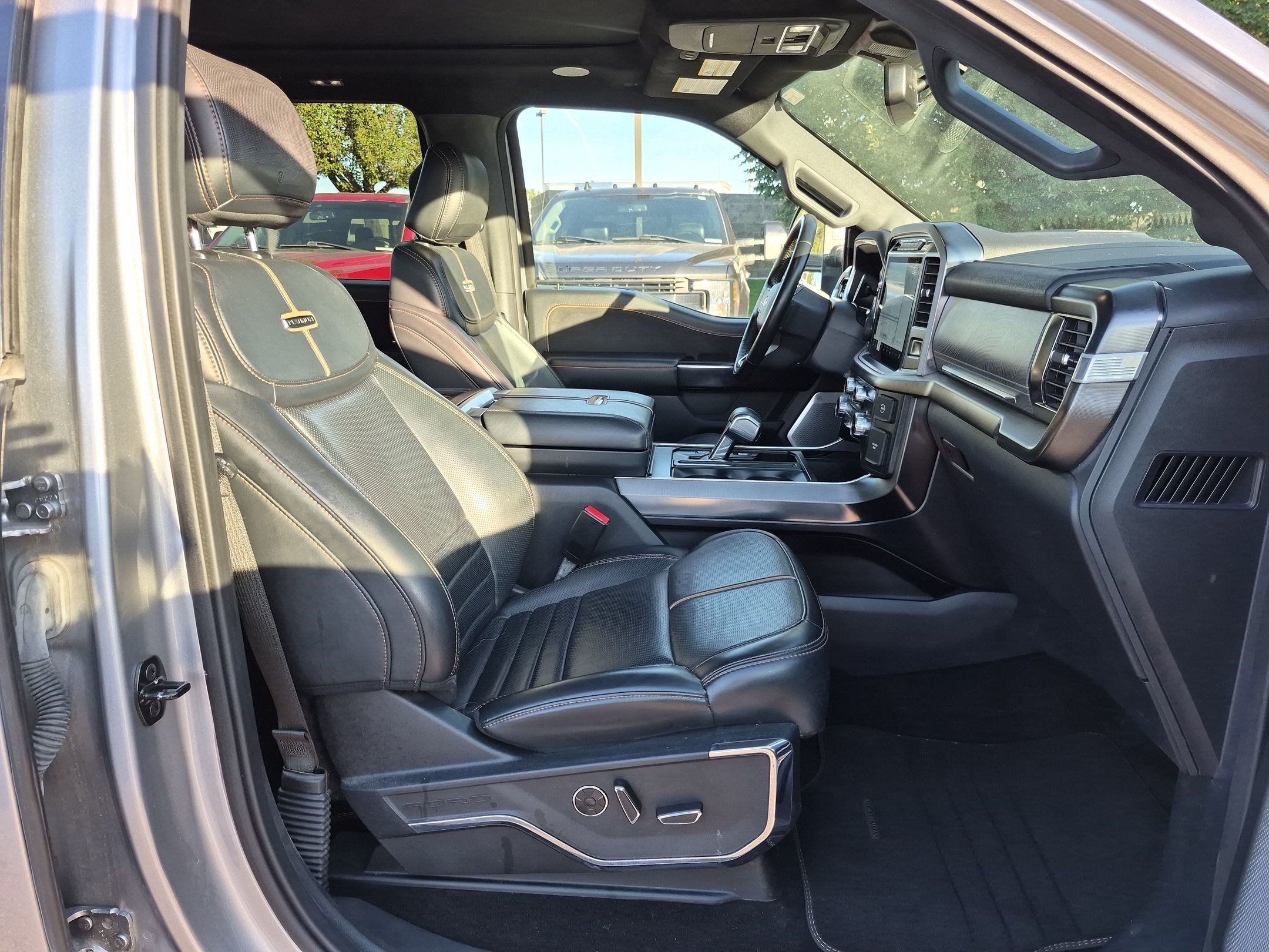 Used 2022 Blue Ford Platinum image 32