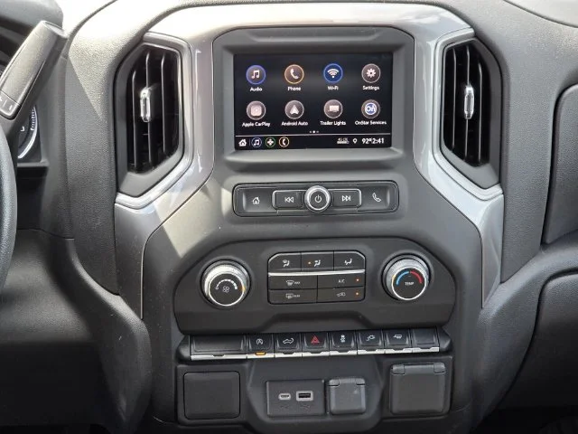Used 2022 Red Chevrolet Custom image 12