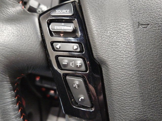 Used 2024 Beige Nissan PRO-4X image 34