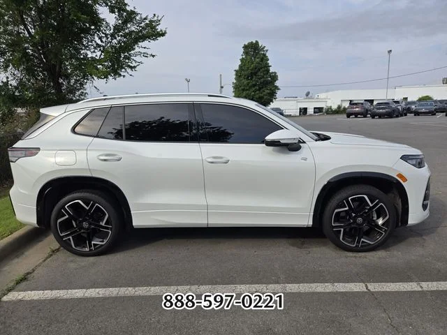 Used 2025 White/off-white Volkswagen 2.0T SEL R-Line image 7
