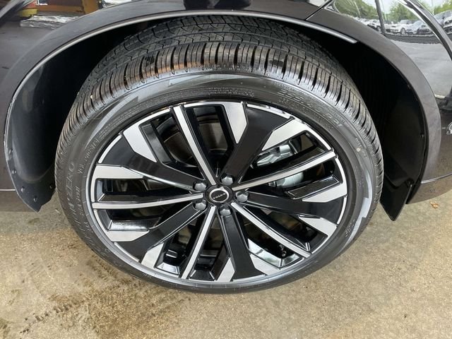 Certified Used 2026 Black Volvo T8 Ultra image 10