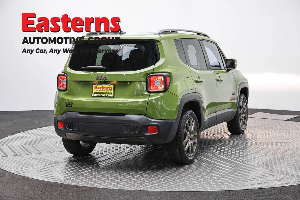 Used 2016 Green Jeep Latitude image 5