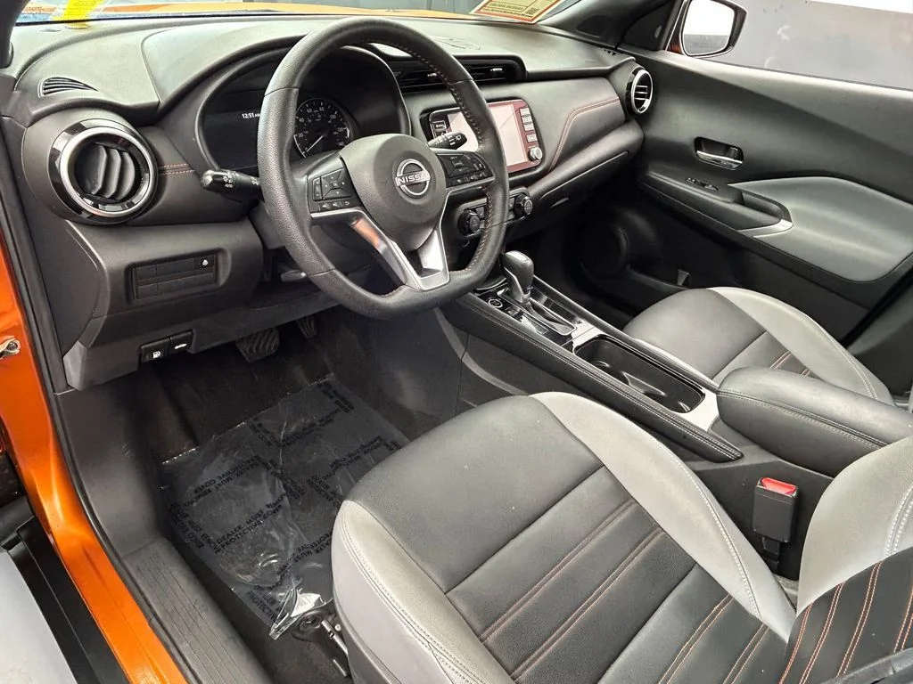 Used 2023 Monarch Orange Metallic/Super Black Nissan SR image 13