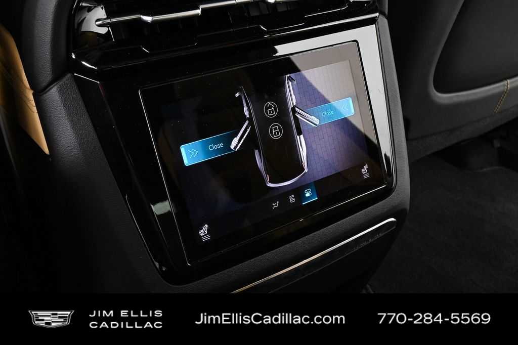 2025 Cadillac Escalade IQ Luxury 2 - Photo 22