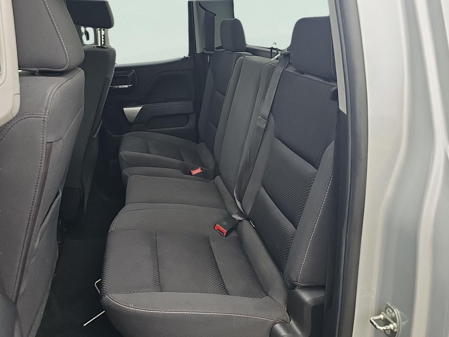 Used 2018 Silver Ice Metallic Chevrolet LT image 24