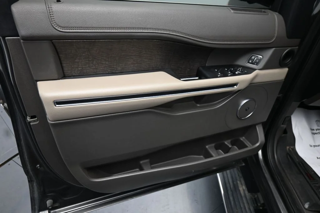 Used 2021 Gray Ford Limited image 18