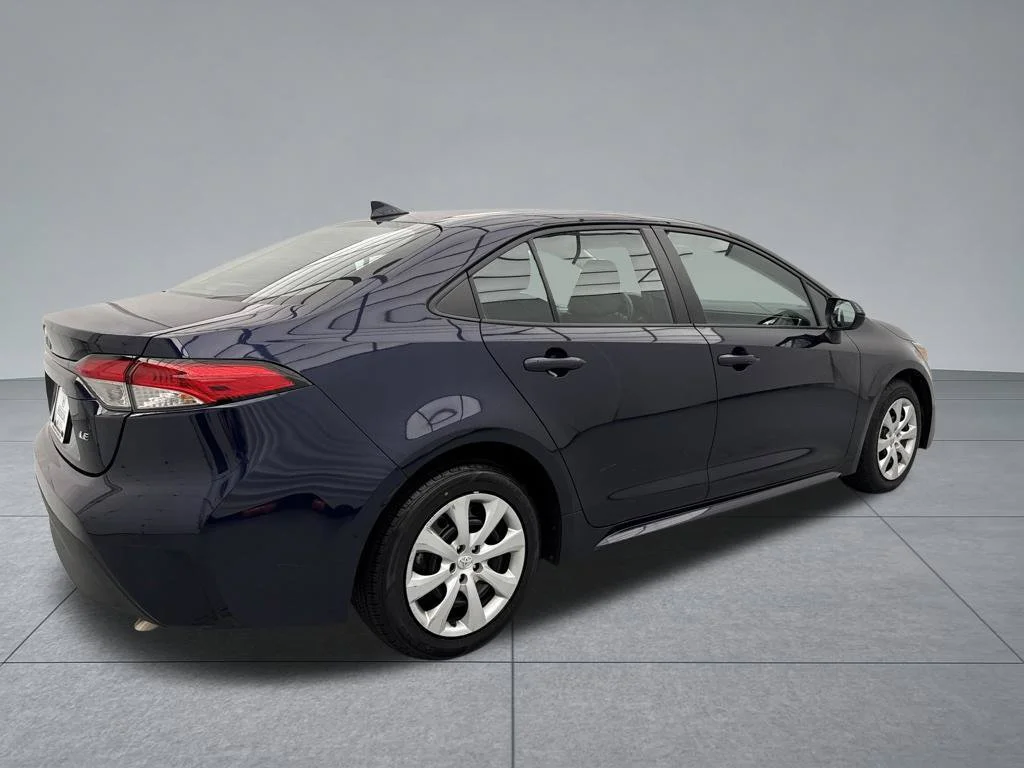 Used 2024  Toyota LE image 15