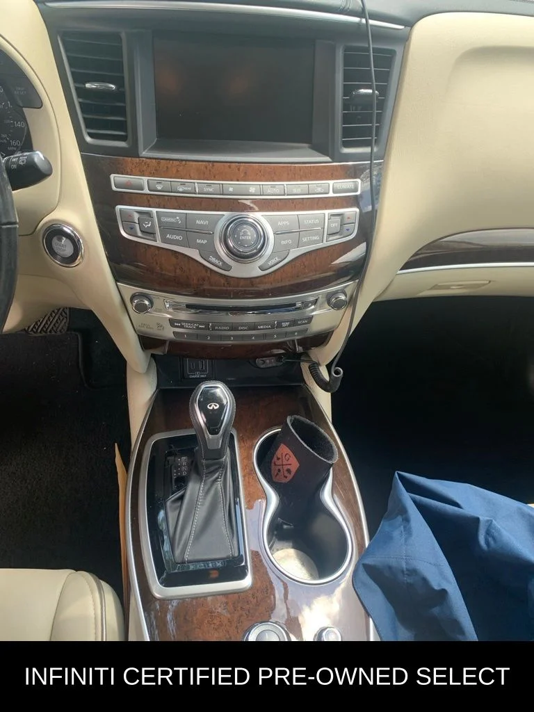 Certified Used 2020 Black Obsidian INFINITI LUXE image 5