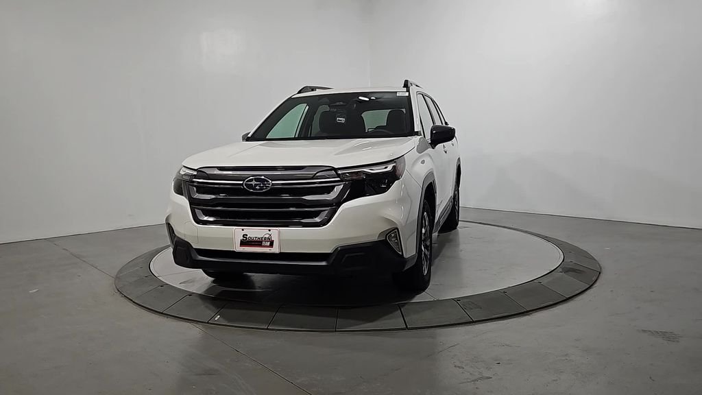 2026 Subaru Forester Premium's photo
