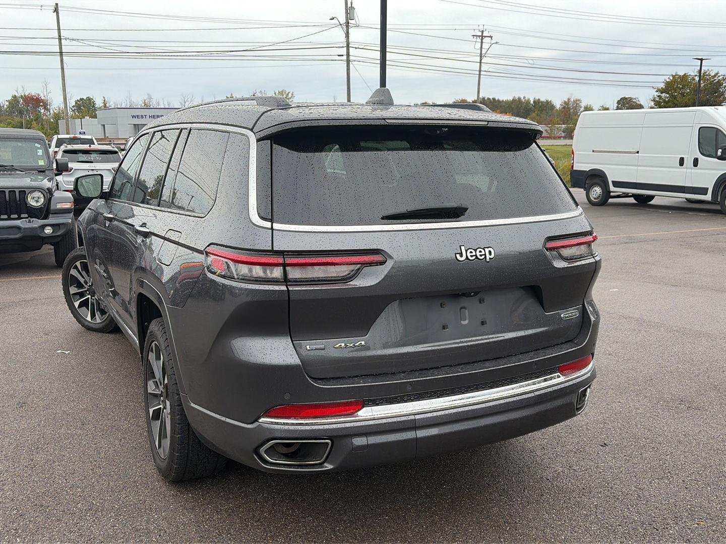 Used 2021 Baltic Gray Metallic Clearcoat Jeep Overland image 3