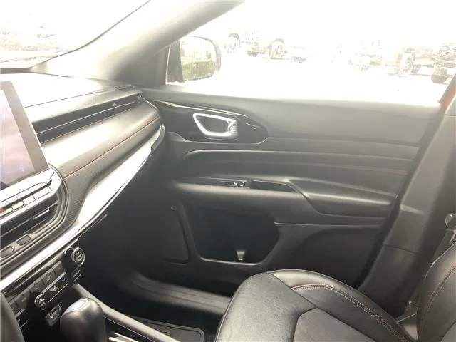 Used 2025 Red Hot Pearlcoat Jeep Trailhawk 4x4 image 11