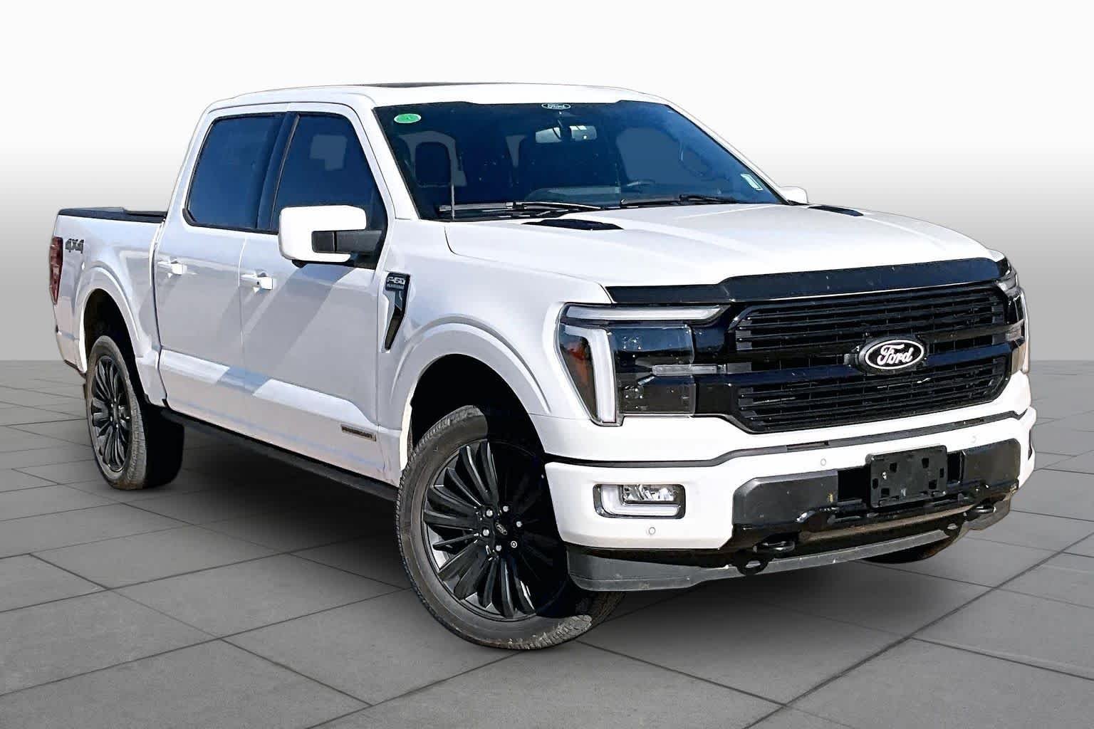 Used 2025 Star White Metallic Tri-Coat Ford Platinum image 2