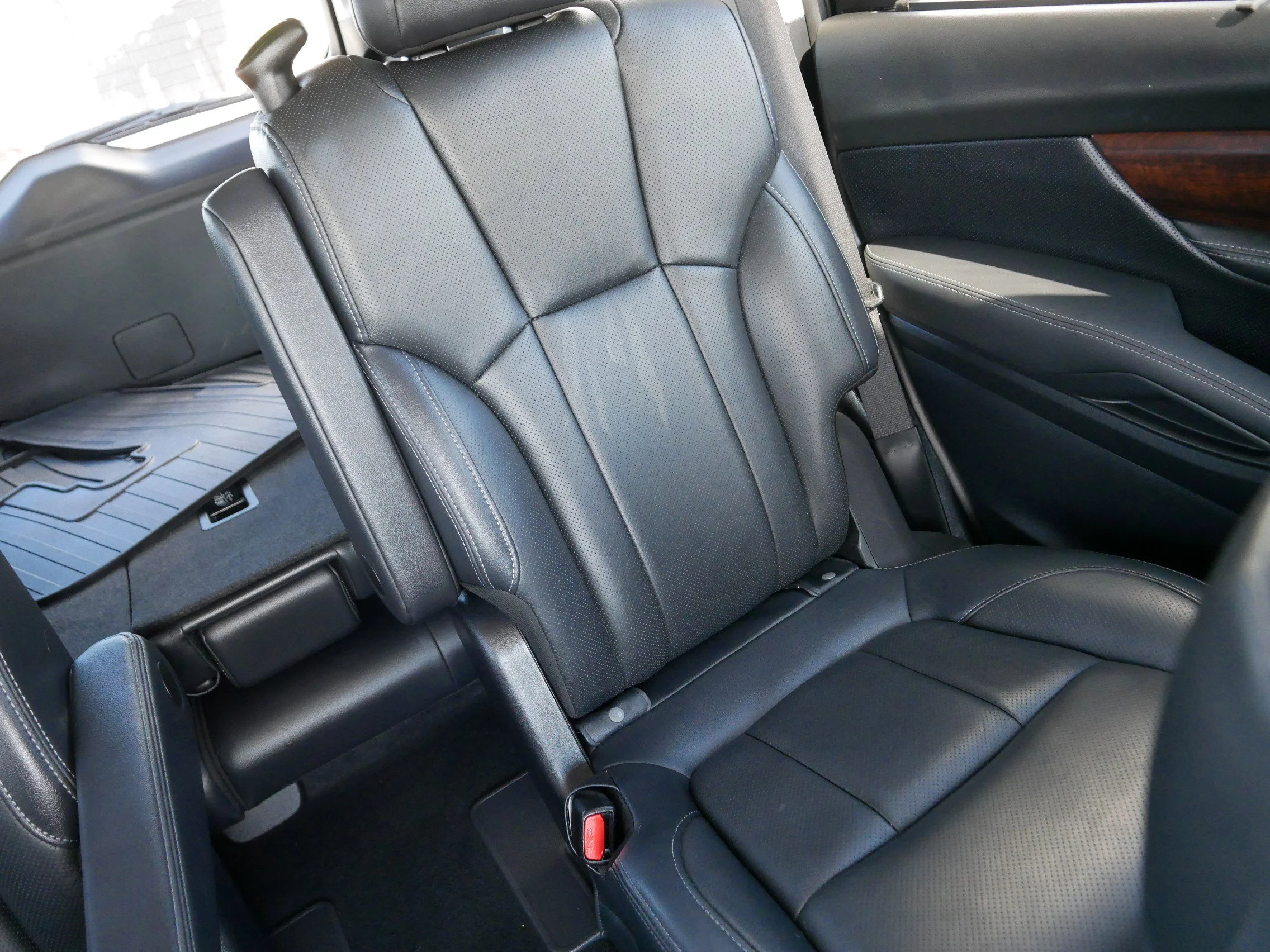 Used 2023 Crystal Black Silica Subaru Touring image 14