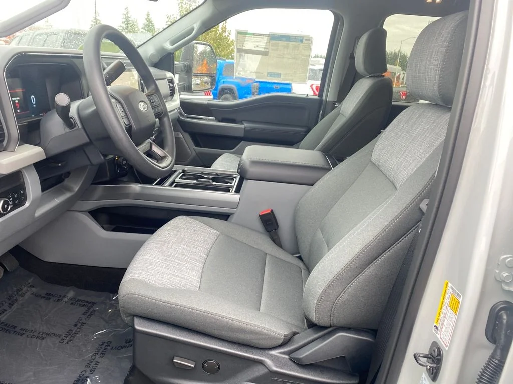 New 2026 White Ford XLT image 14