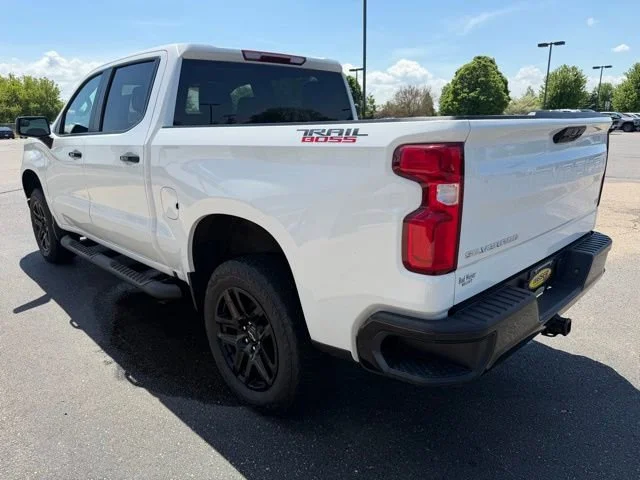 Used 2025 Summit White Chevrolet LT Trail Boss image 5