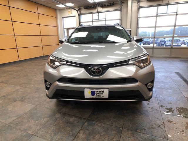 Certified Used 2018 Silver Sky Metallic Toyota Limited image 2