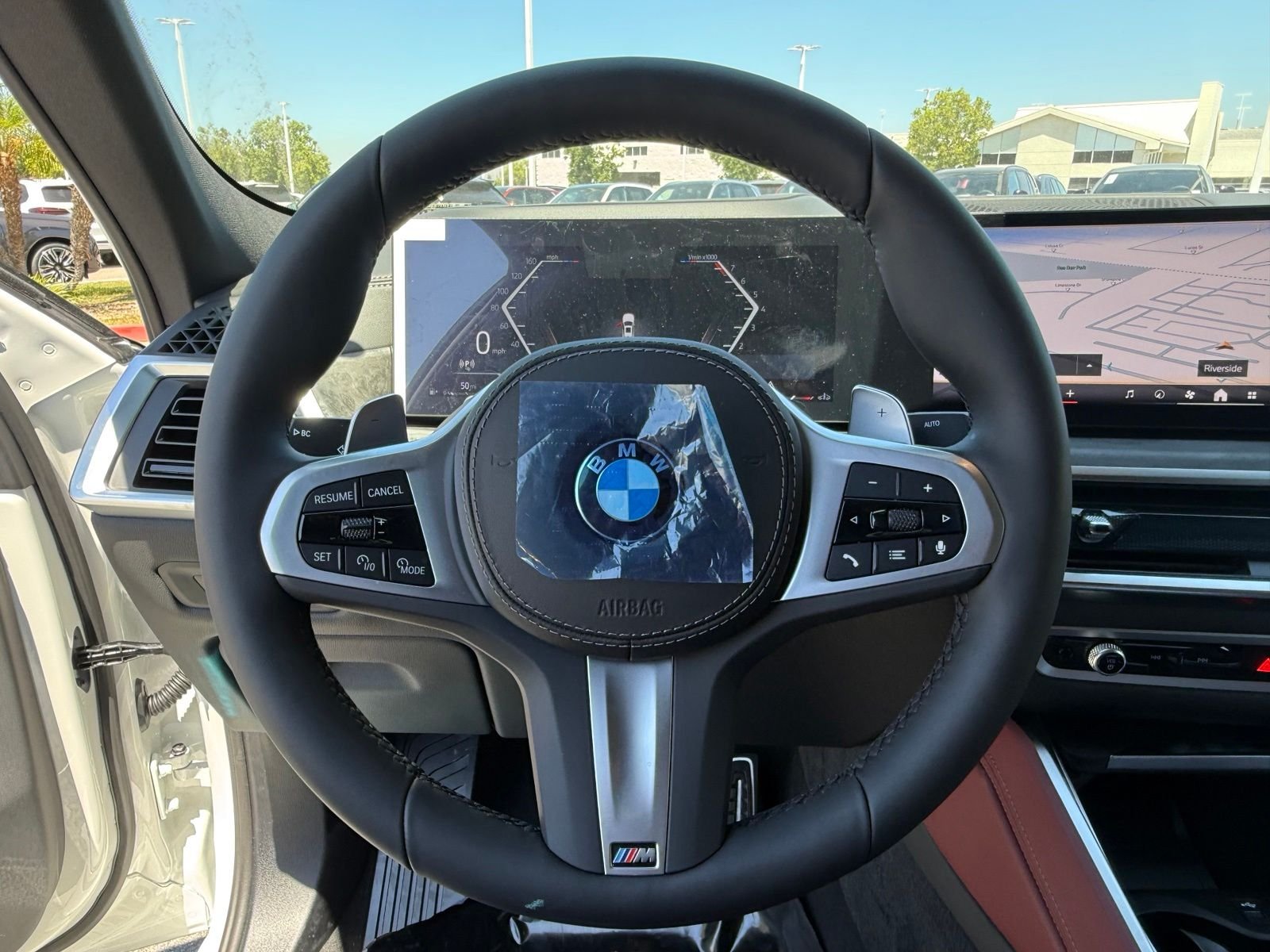 New 2027 Alpine White BMW xDrive40i image 22