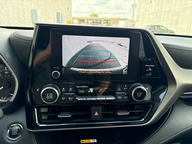 Used 2023 Midnight Black Metallic Toyota XLE image 18