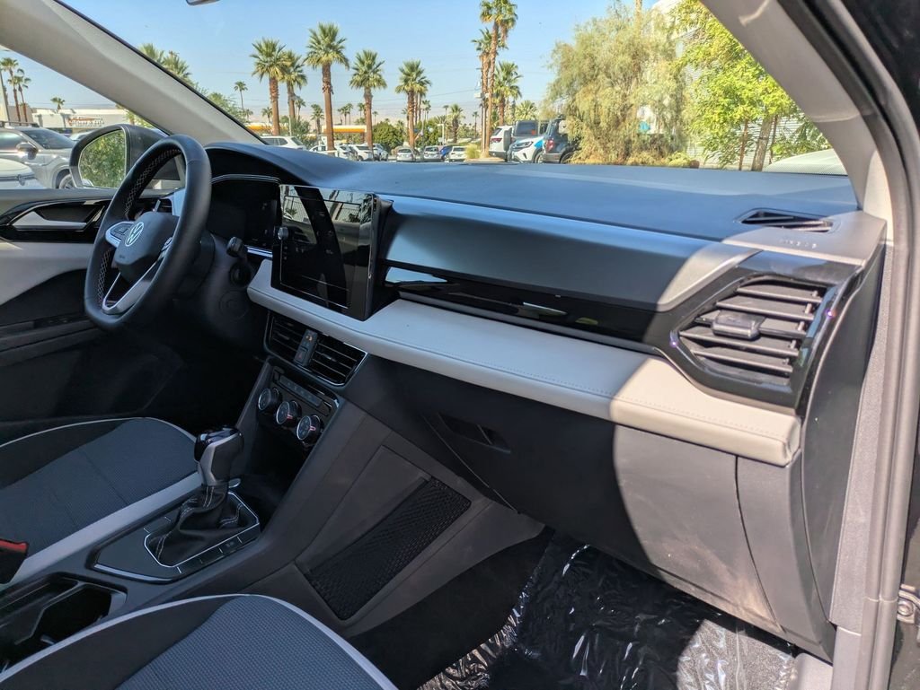 2025 Volkswagen Taos S - Photo 21