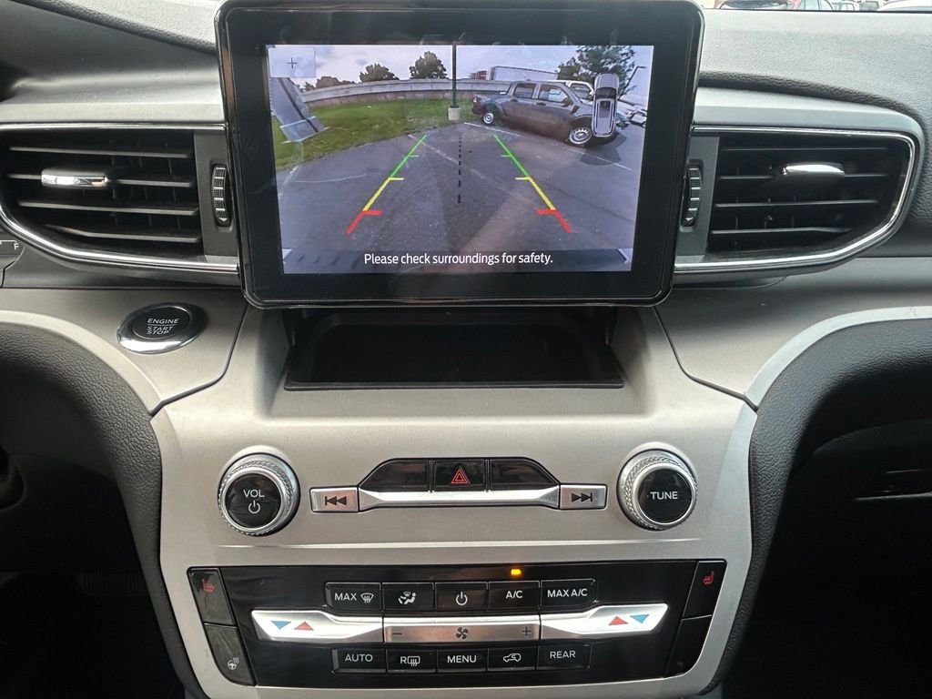 Used 2022 Silver Metallic Ford XLT image 19