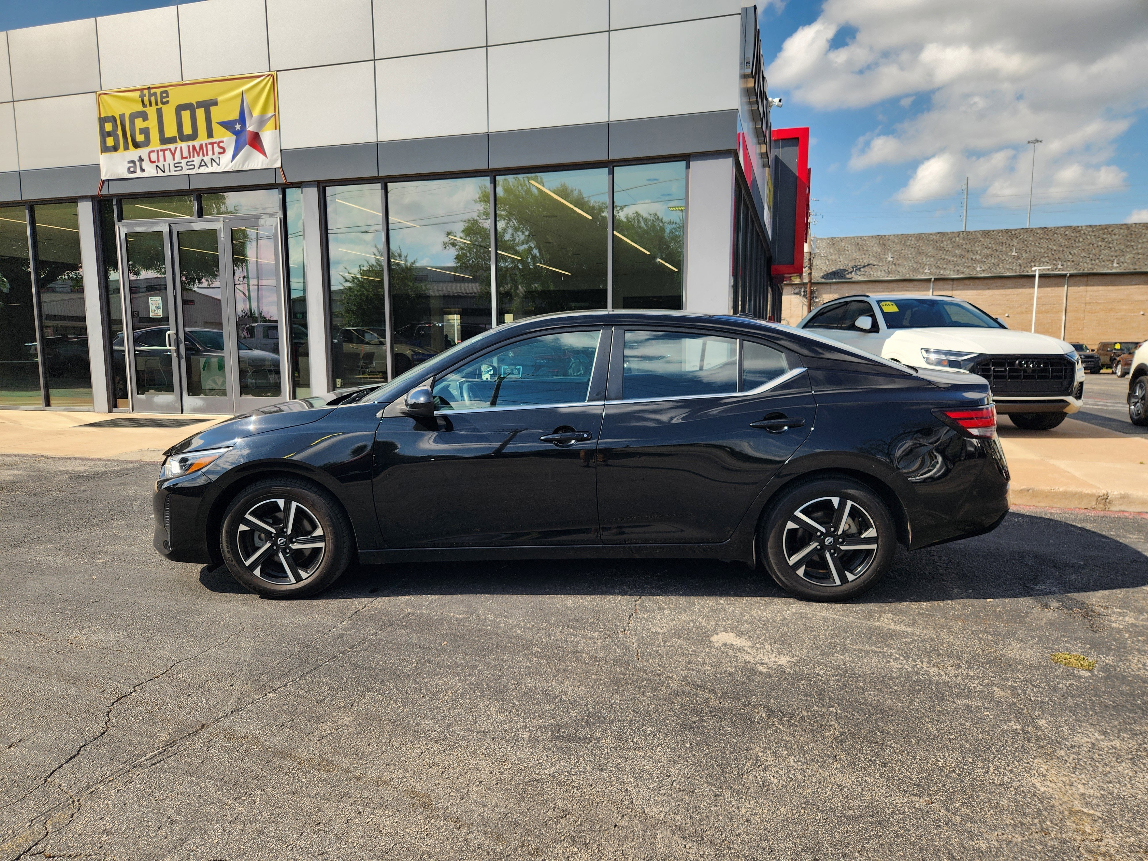 Certified Used 2024  Nissan SV image 4