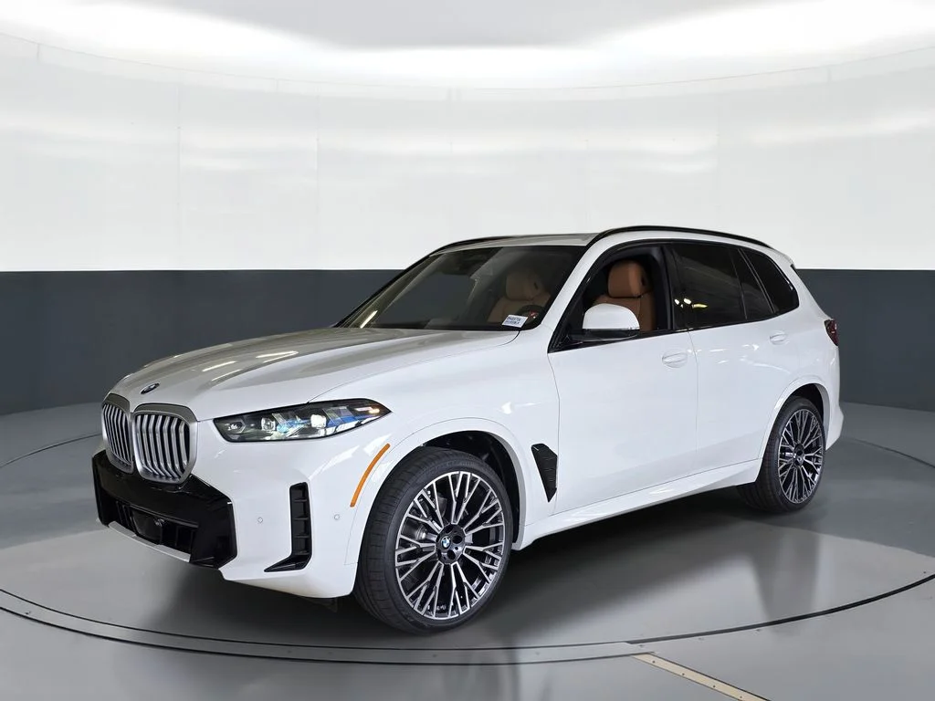 New 2026 Alpine White BMW sDrive40i image 1