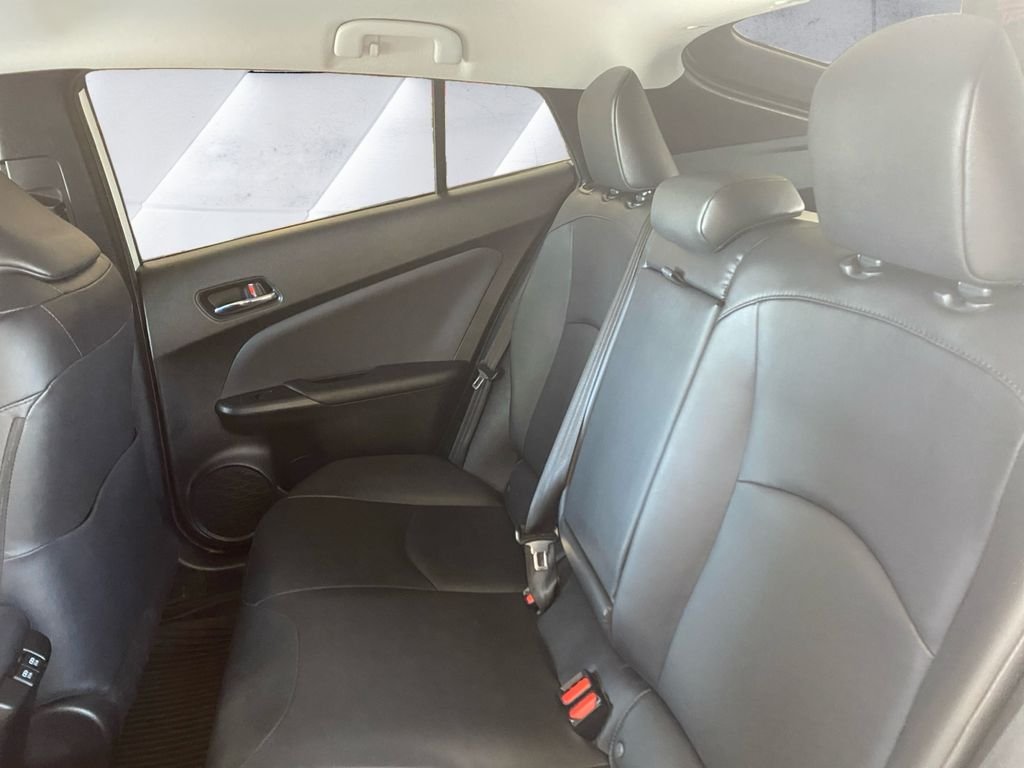 Used 2022 Beige Toyota XLE image 18