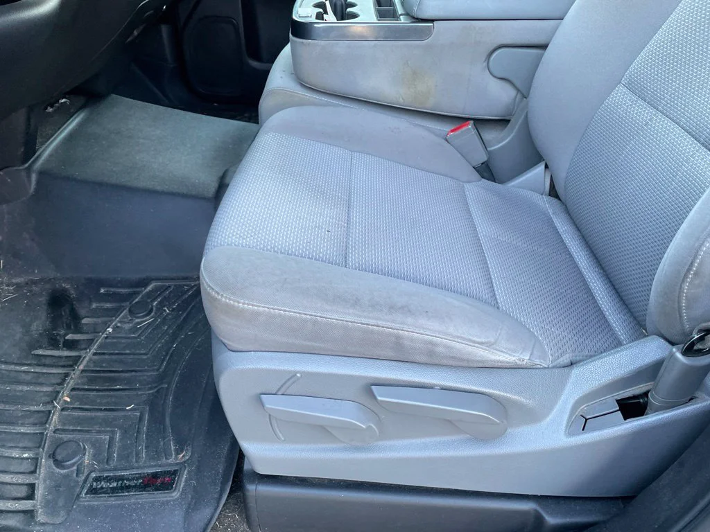 Used 2014 Gray Chevrolet Work Truck image 23