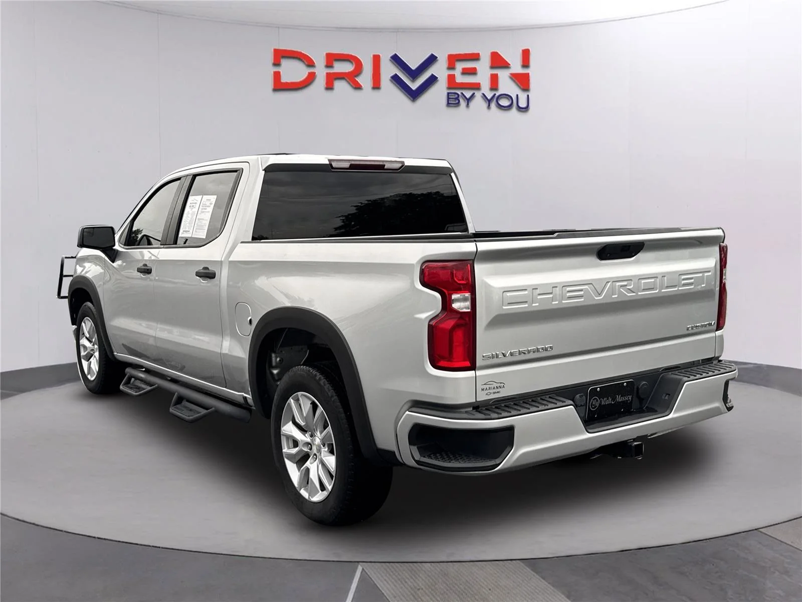 Used 2021 SILVER ICE METALLIC Chevrolet Custom image 6