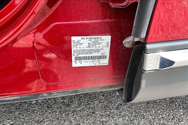 Used 2020 Red Lincoln Reserve image 35