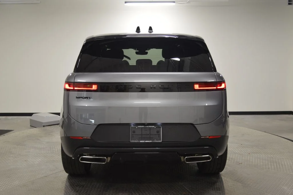 Used 2025 Gray Land Rover SE image 4