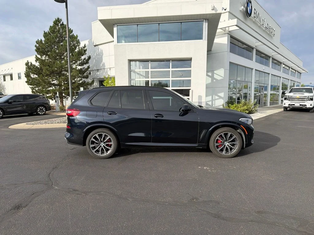 Used 2022 Carbon Black Metallic BMW xDrive40i image 6