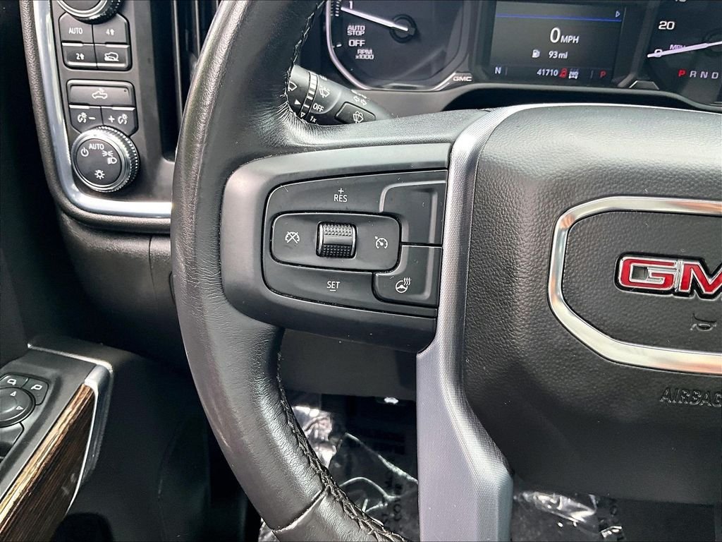 Used 2022 Cardinal Red GMC SLE image 23