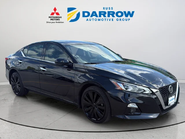 Used 2021 Black Nissan 2.5 Platinum image 7