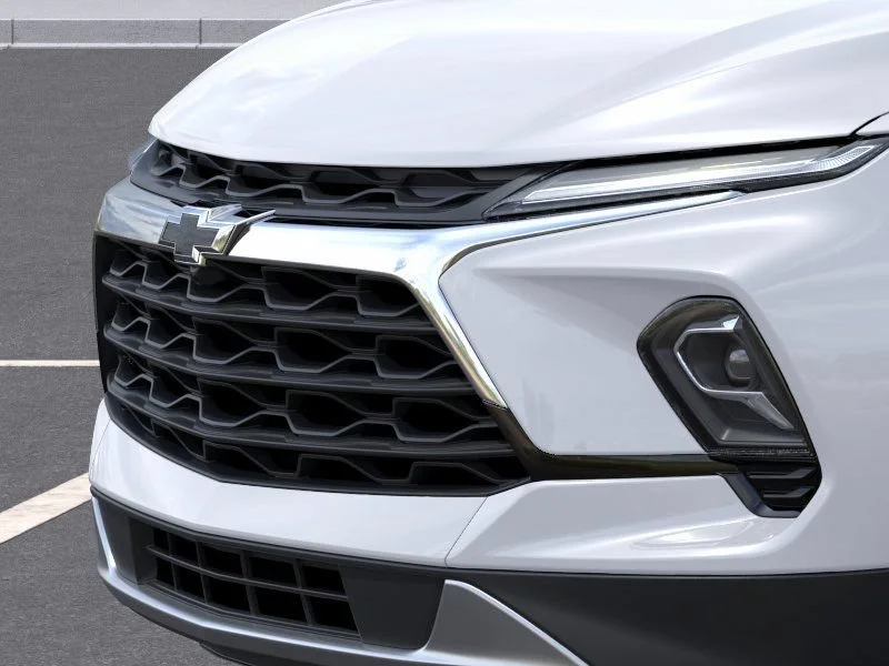 New 2026 Summit White Chevrolet 2LT image 15