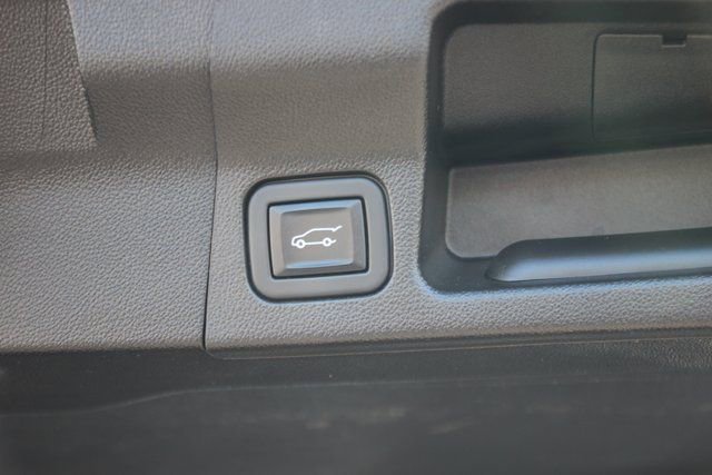 Used 2023 Sterling Metallic GMC AT4 image 36