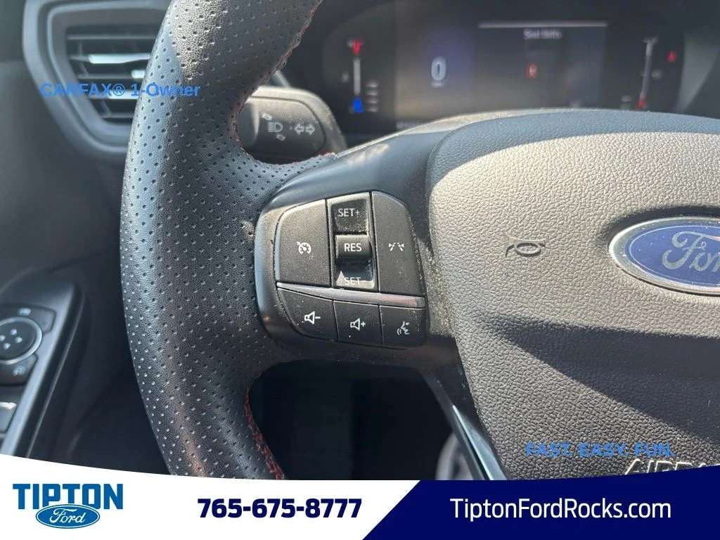 Used 2024 Gray Metallic Ford ST-Line image 10