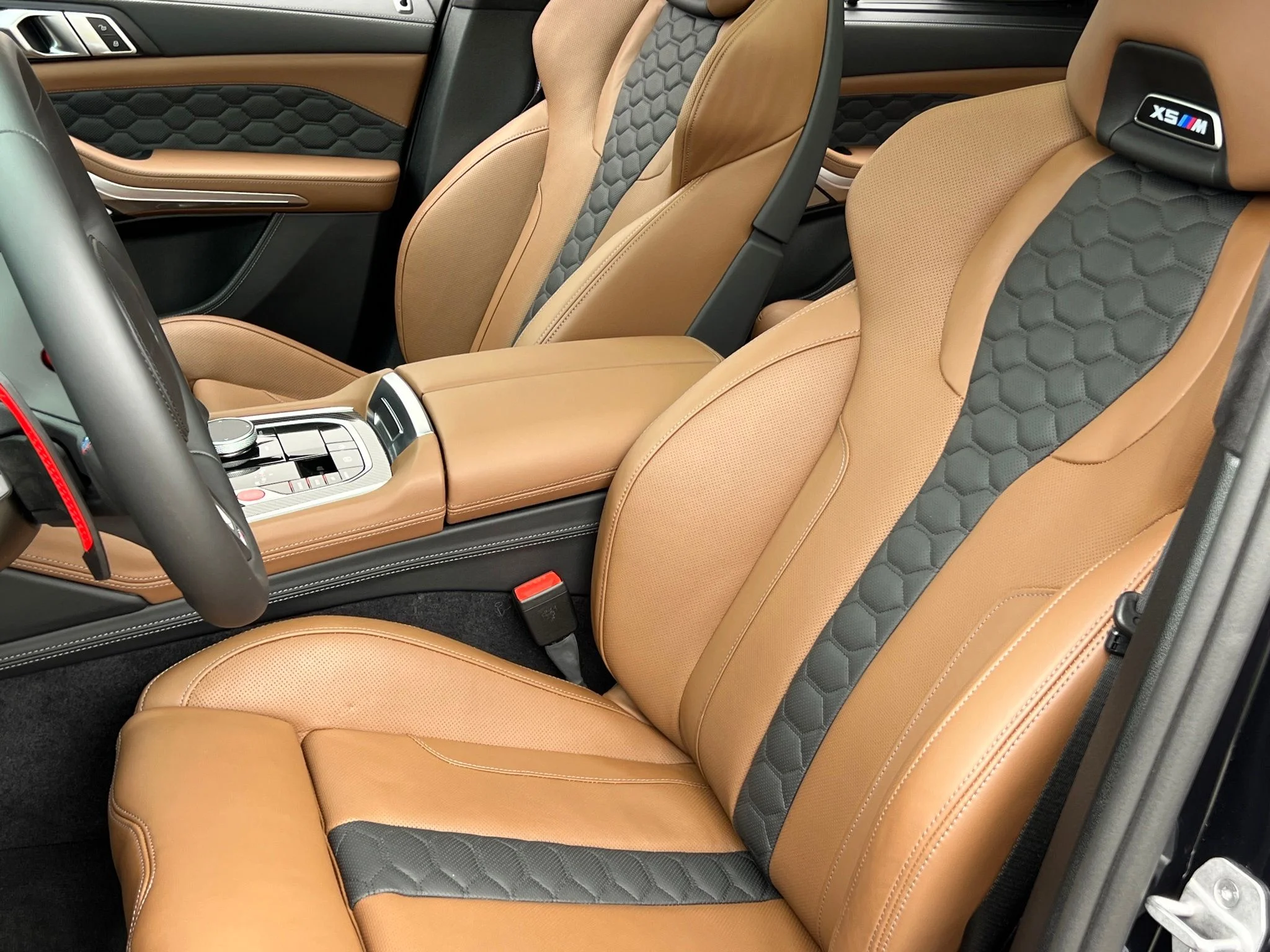 Used 2026 Black BMW Competition image 27