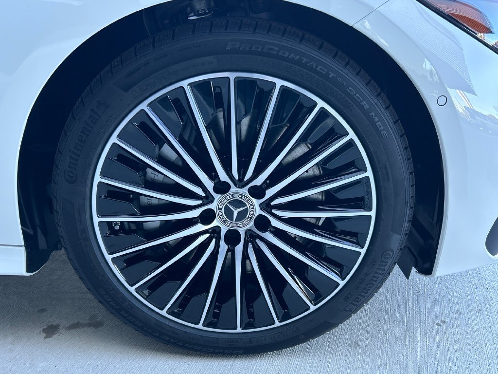 New 2027 Polar White Mercedes-Benz CLE 450 image 69