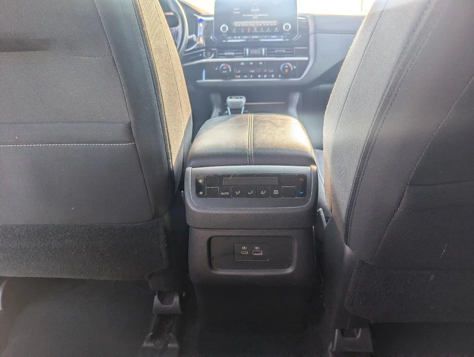 Used 2025 Super Black Nissan SV image 33