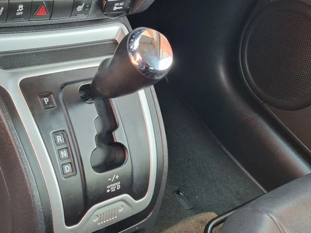 Used 2014 White Jeep Latitude image 18