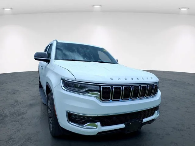 Used 2024 White Jeep Base image 10