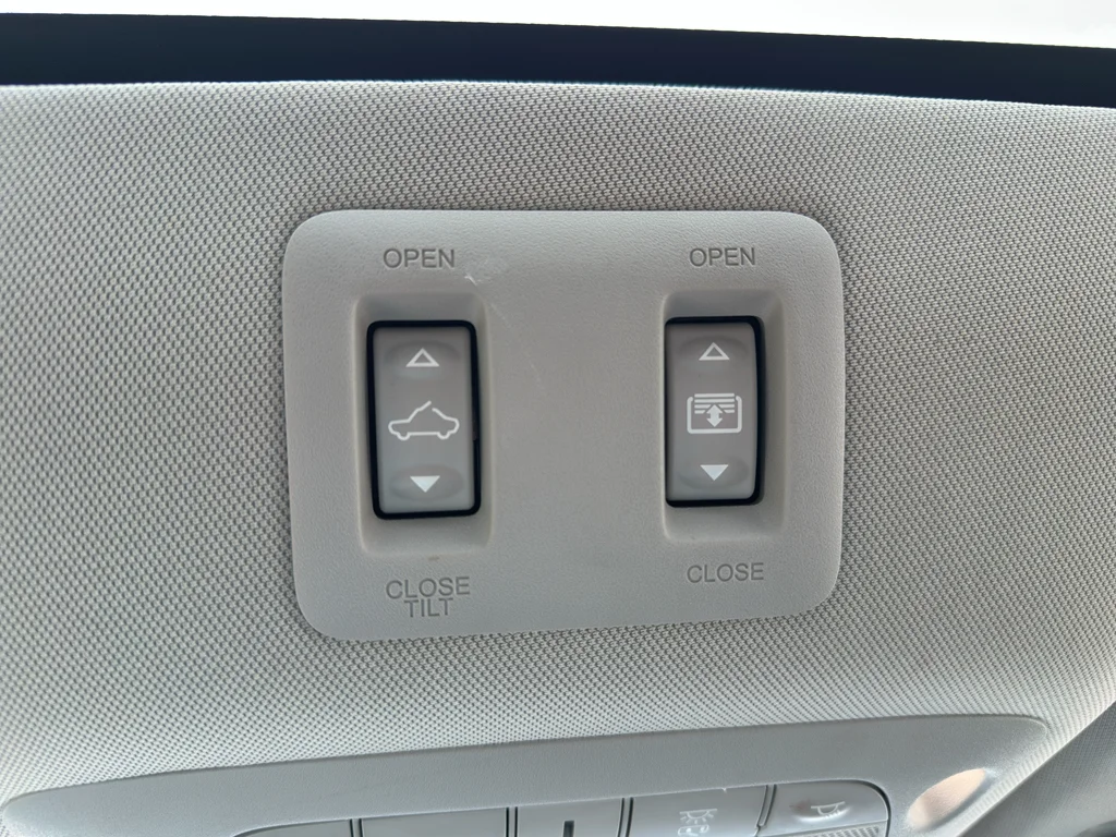 Used 2021 Magnetic Black Pearl Nissan Platinum image 24