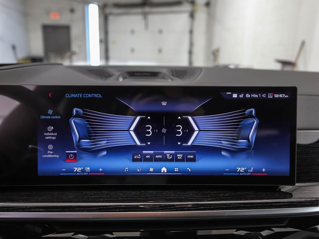 Used 2026 Blue BMW M60i image 18