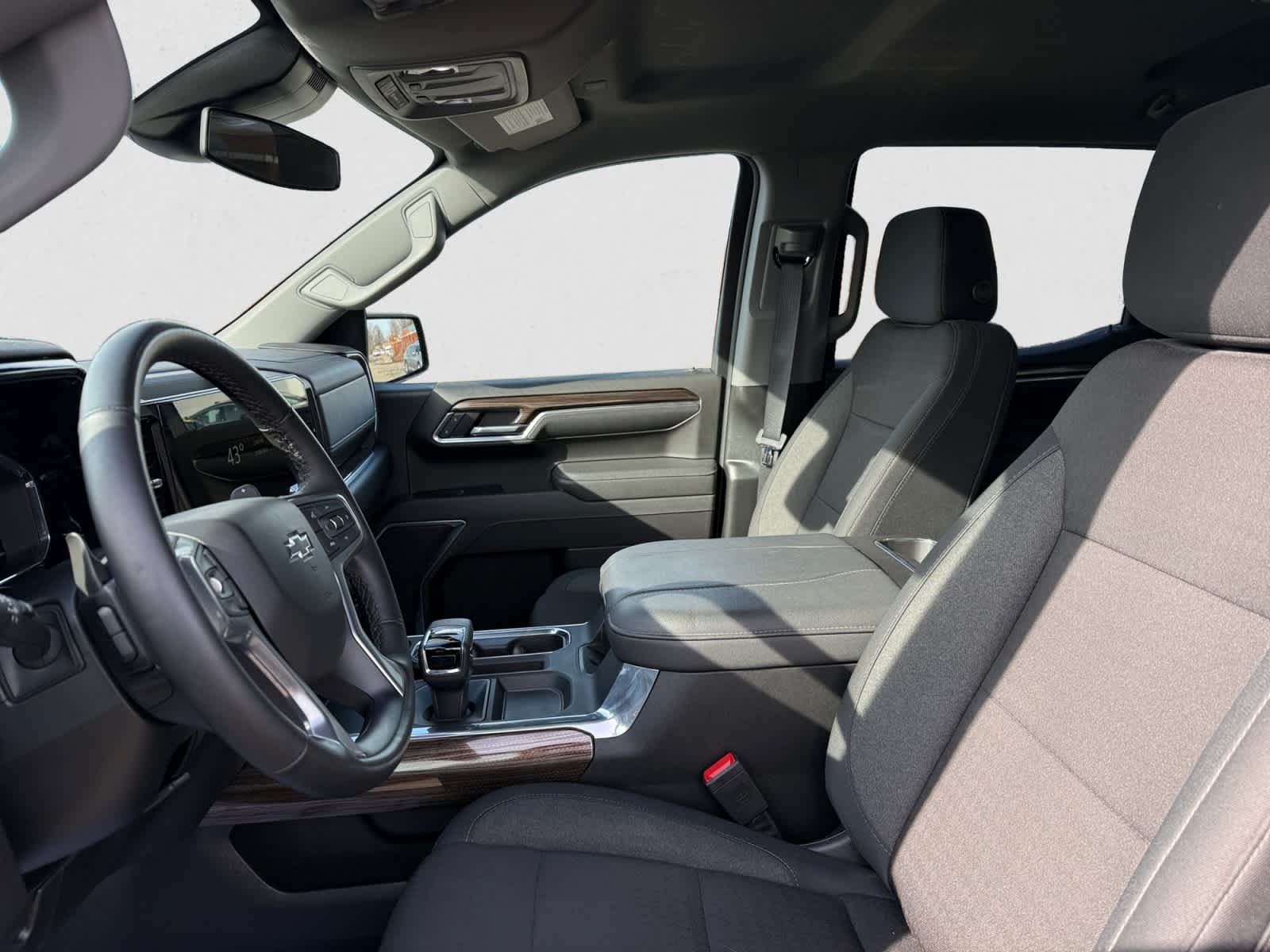 Used 2025 Black Chevrolet RST image 15