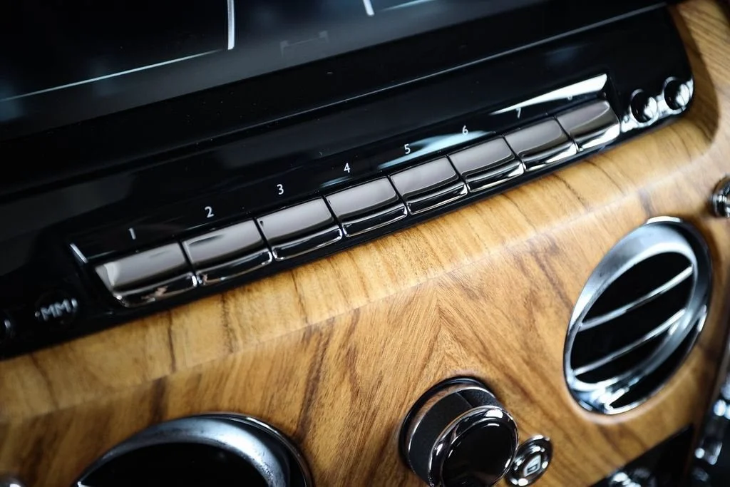 Used 2022 Gunmetal Rolls-Royce Base image 31