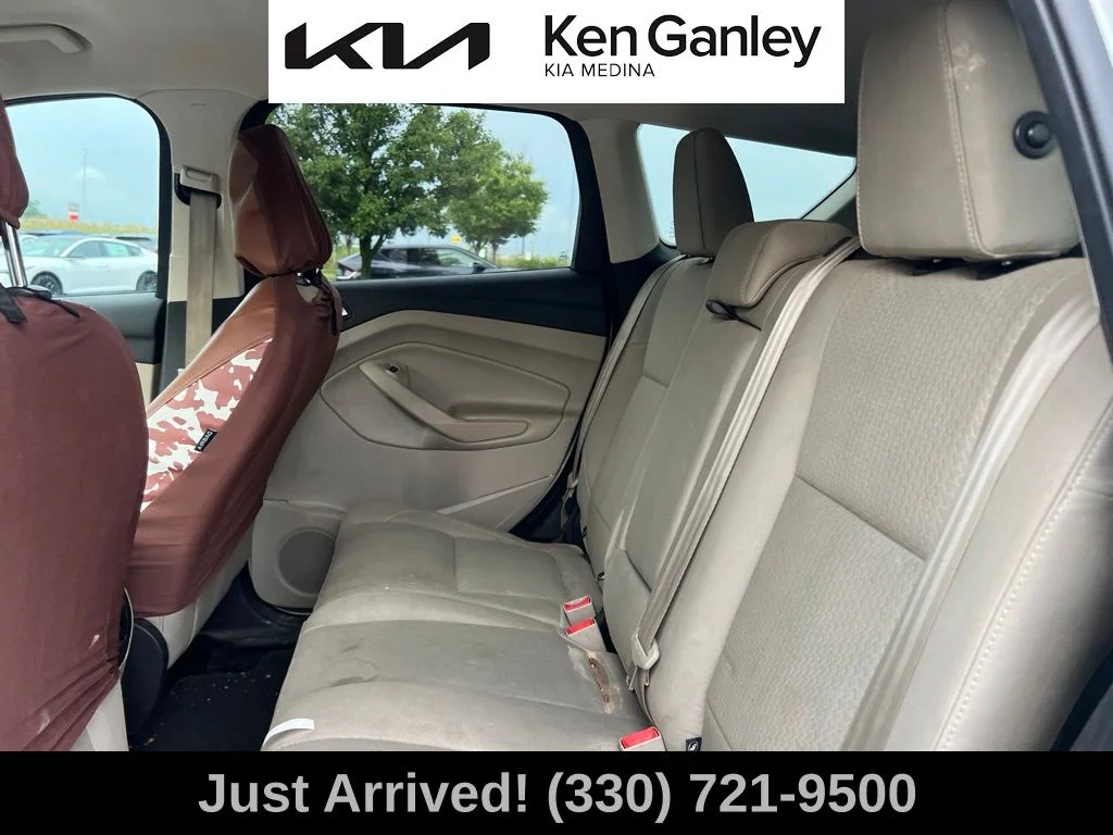 Used 2018 White Ford SE image 10
